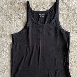 Black men’s tank top, great condition